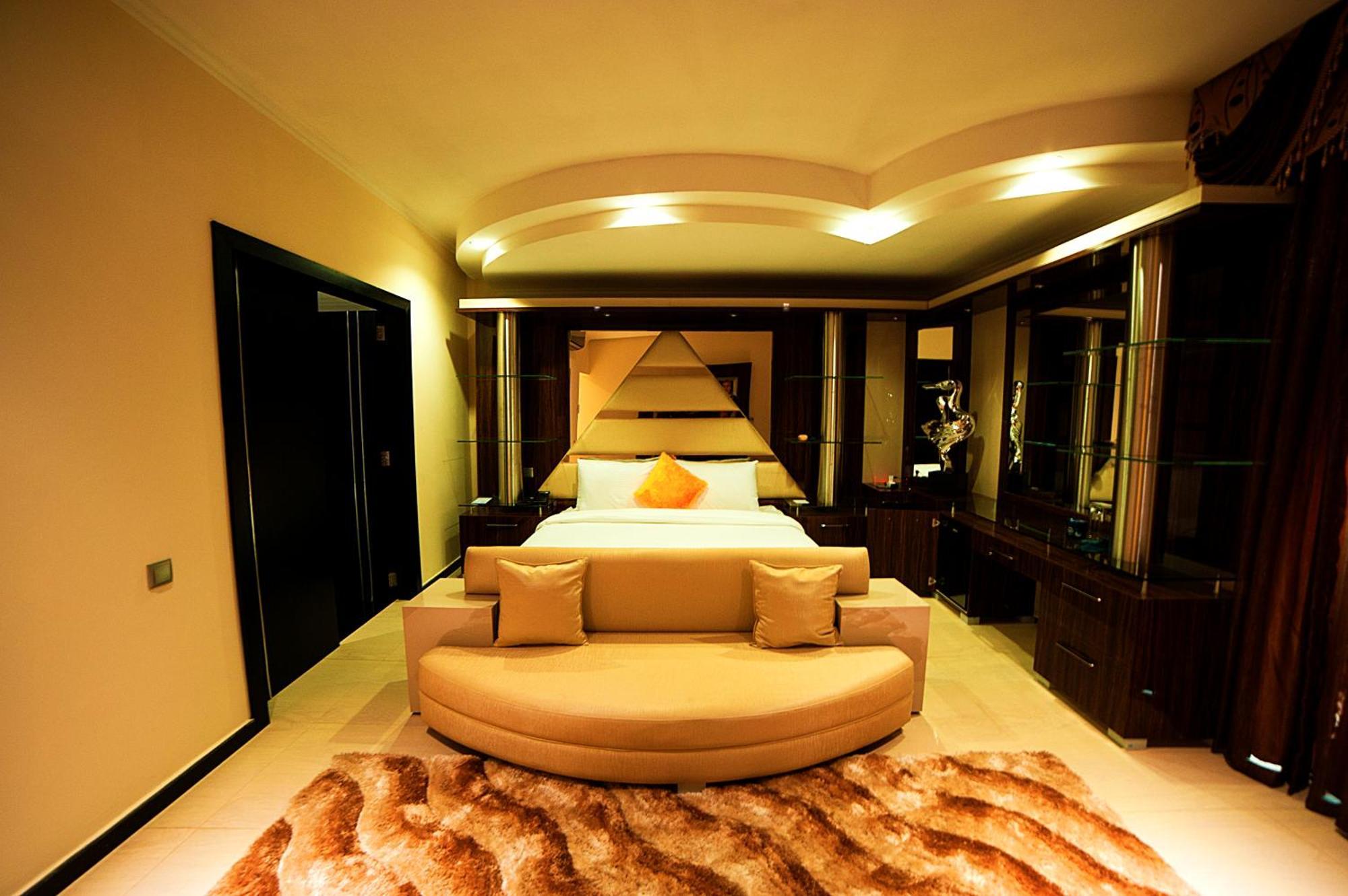 New Hotel-Нампула Экстерьер фото
